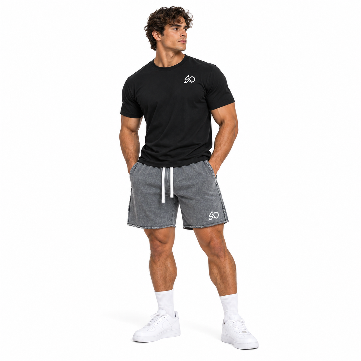 Color: Medium Gray | Model Front