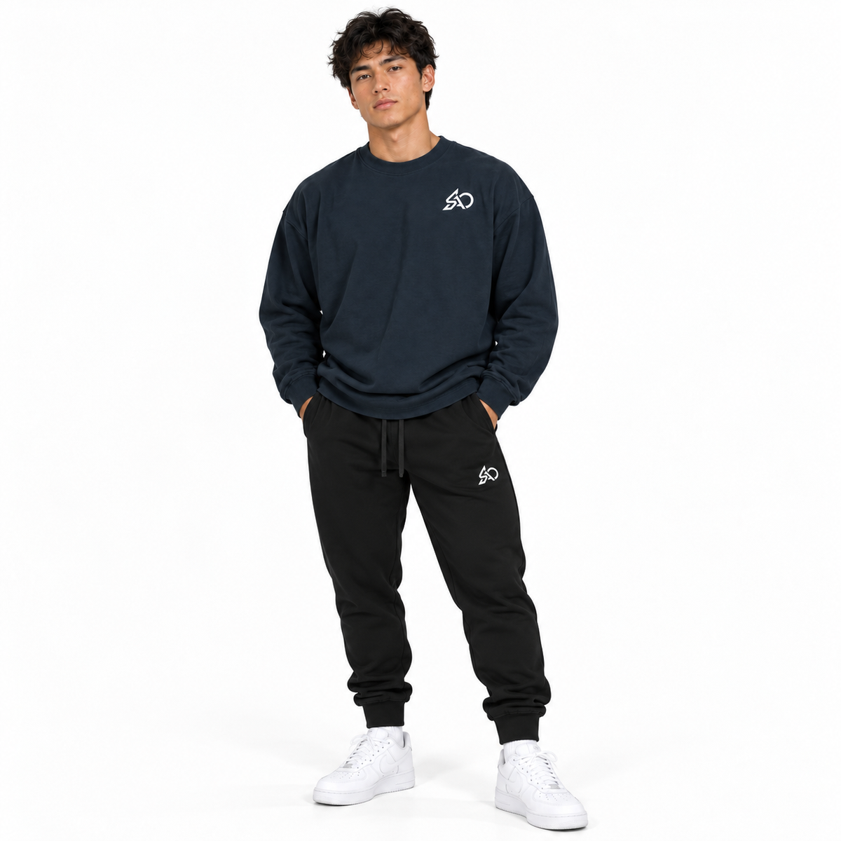 Color: Navy | Model Full View